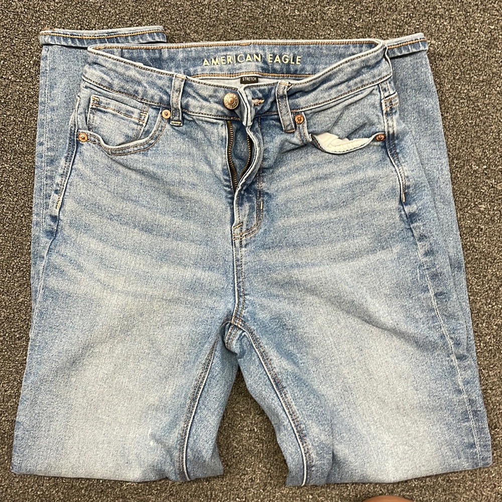 American Eagle Mom Jeans